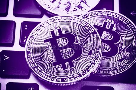 imtoken钱包还能用吗_钱包还能用什么形容_imtoken钱包能放什么币